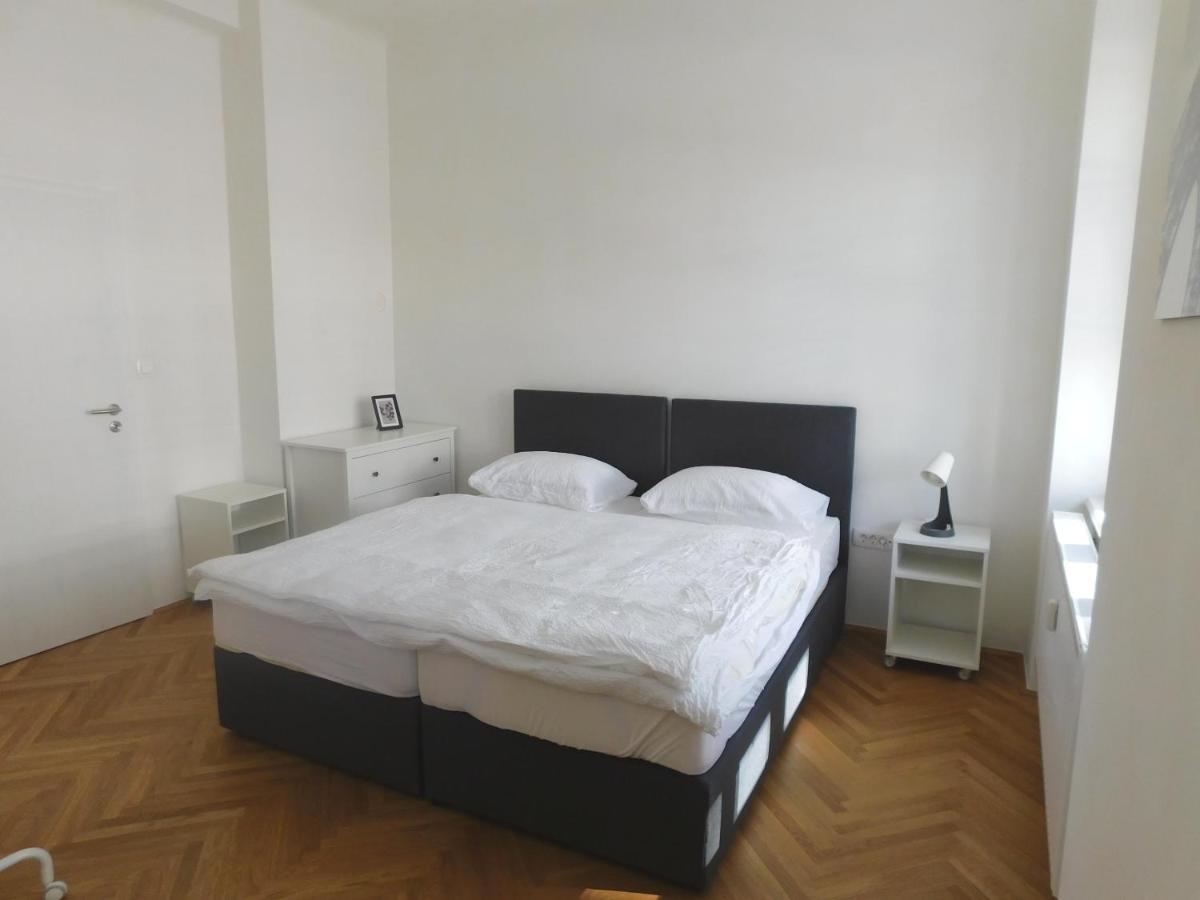 Dream Apartment ลูบลิยานา ภายนอก รูปภาพ